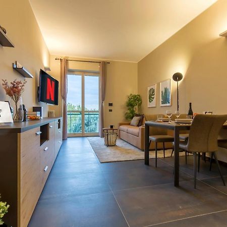 Modern & Bright 2 Bedroom Flat 50M From M4 Stop Milano Dış mekan fotoğraf