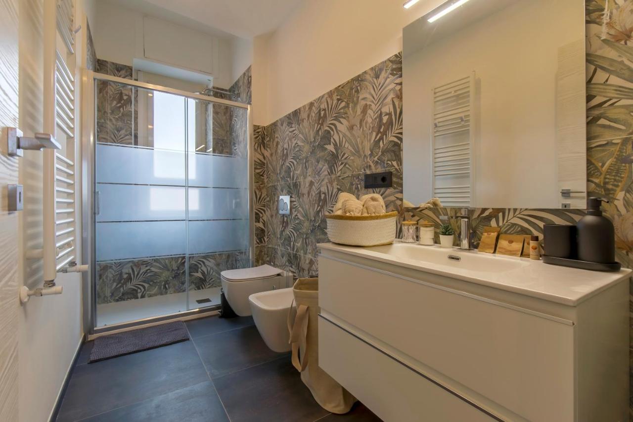 Modern & Bright 2 Bedroom Flat 50M From M4 Stop Milano Dış mekan fotoğraf