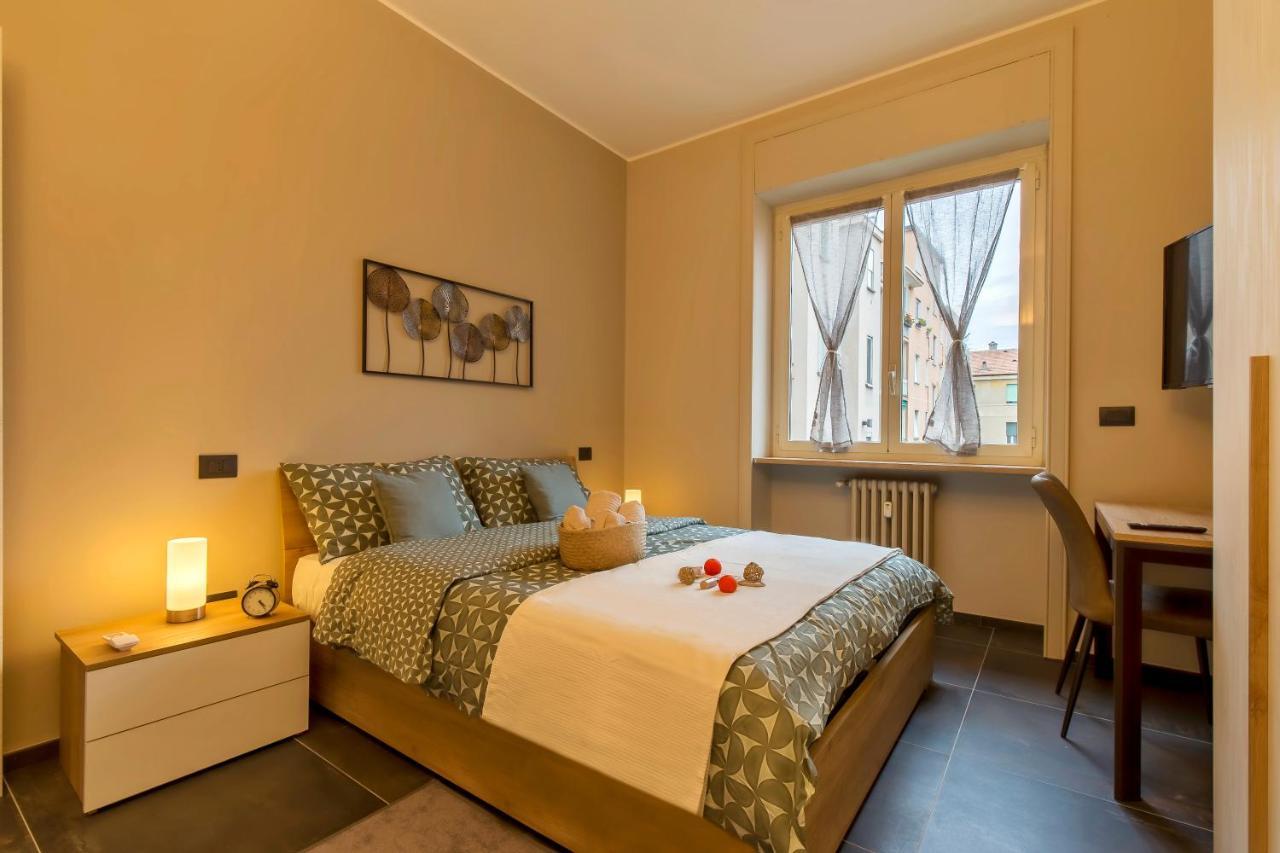 Modern & Bright 2 Bedroom Flat 50M From M4 Stop Milano Dış mekan fotoğraf
